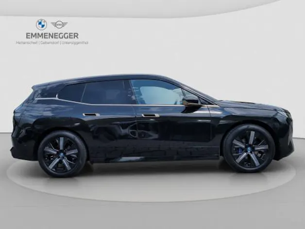 BMW iX xDrive40 Launch Ed.