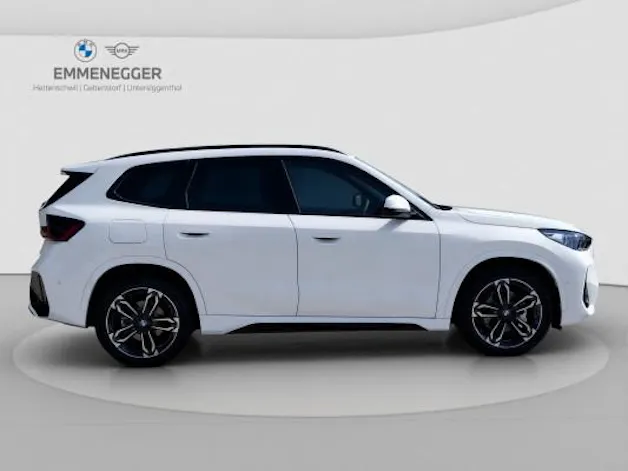 BMW iX1 eDrive 20 M Sport