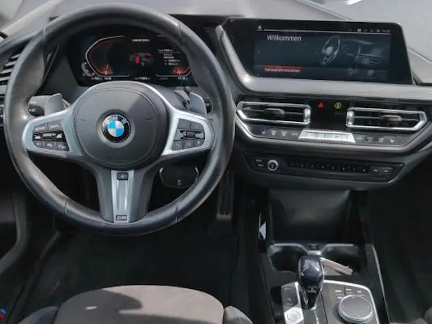 BMW M235i Gran Coupé xDrive P