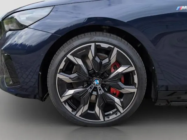 BMW i5 M60 Tour. M Sport Pro