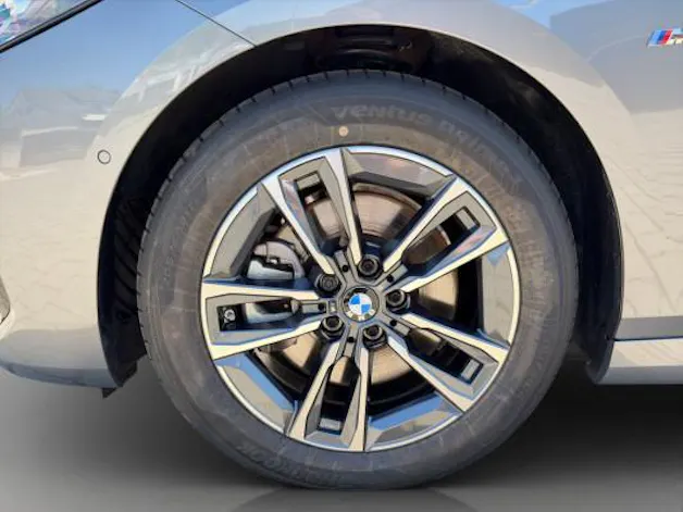BMW 223i Act. T. xDr. M Sport