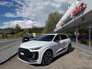 AUDI SQ6 e-tron quattro