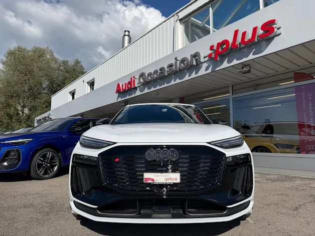 AUDI SQ6 e-tron quattro