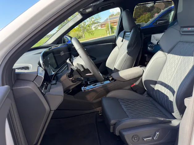 AUDI SQ6 e-tron quattro