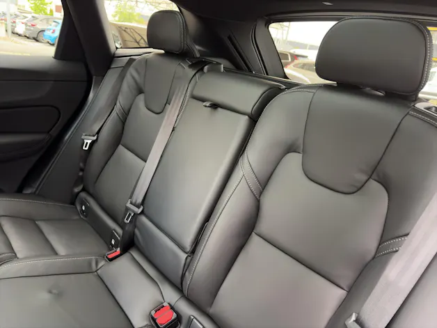 VOLVO XC60 2.0 T6 TE Black Edition eAWD