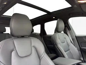 VOLVO XC60 2.0 T6 TE Black Edition eAWD