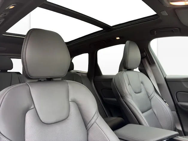 VOLVO XC60 2.0 T6 TE Black Edition eAWD
