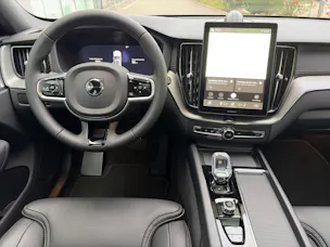 VOLVO XC60 2.0 T6 TE Black Edition eAWD