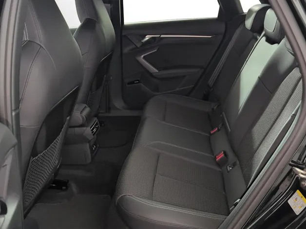 AUDI A3 Sportback TFSI e 200 kW S line Attraction S tronic