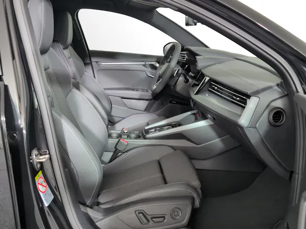 AUDI A3 Sportback TFSI e 200 kW S line Attraction S tronic