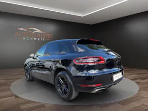 PORSCHE Macan PDK | CH | Swiss Package | Panorama | Sitzbelüftung | Carbon | Memory | DAB |