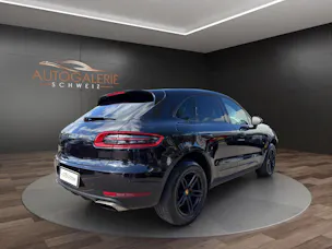 PORSCHE Macan PDK | CH | Swiss Package | Panorama | Sitzbelüftung | Carbon | Memory | DAB |