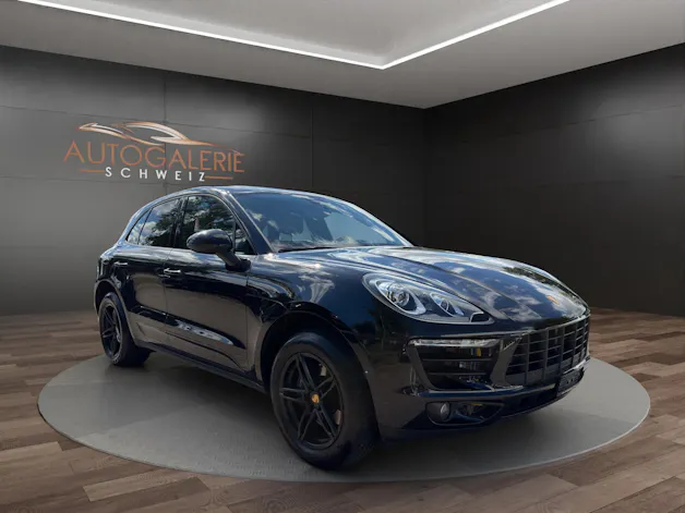 PORSCHE Macan PDK | CH | Swiss Package | Panorama | Sitzbelüftung | Carbon | Memory | DAB |