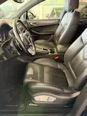 PORSCHE Macan PDK | CH | Swiss Package | Panorama | Sitzbelüftung | Carbon | Memory | DAB |