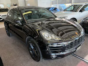 PORSCHE Macan PDK | CH | Swiss Package | Panorama | Sitzbelüftung | Carbon | Memory | DAB |