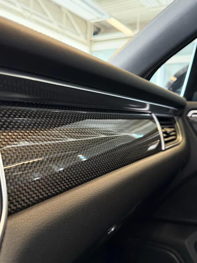 PORSCHE Macan PDK | CH | Swiss Package | Panorama | Sitzbelüftung | Carbon | Memory | DAB |