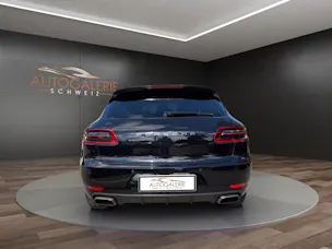 PORSCHE Macan PDK | CH | Swiss Package | Panorama | Sitzbelüftung | Carbon | Memory | DAB |