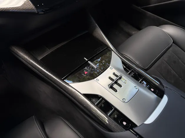 FERRARI Purosangue 6.5 V12