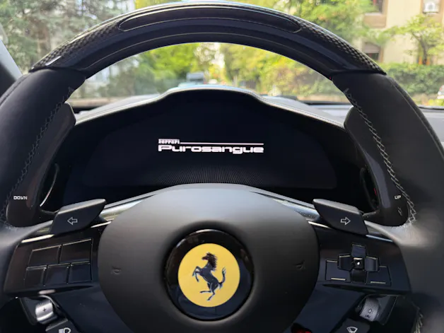FERRARI Purosangue 6.5 V12