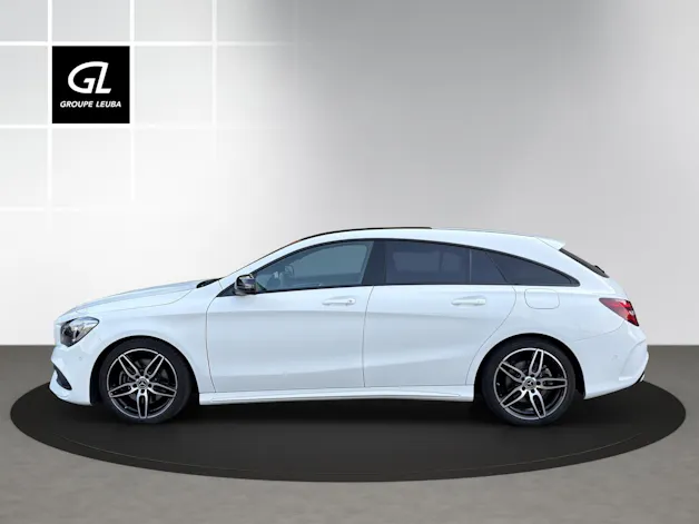 MERCEDES-BENZ CLA 220 AMG Line 4Matic