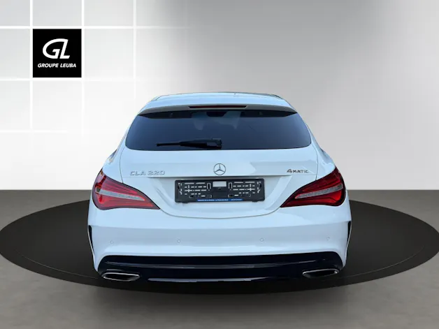 MERCEDES-BENZ CLA 220 AMG Line 4Matic