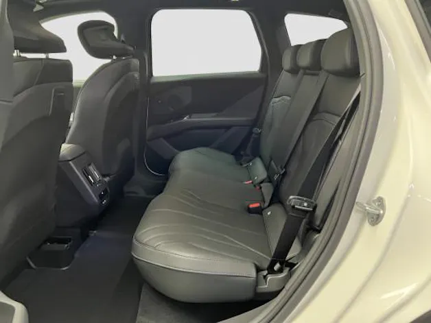 BMW iX3 50 xDrive M Sport