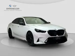 BMW M5 xDrive