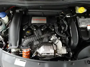 PEUGEOT 208 1.6 Turbo GTi 30th