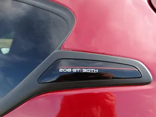 PEUGEOT 208 1.6 Turbo GTi 30th