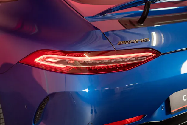 MERCEDES-BENZ AMG GT 63 S 4matic+ / 21" Aversus / Sportsitze / Burmester