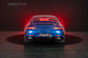 MERCEDES-BENZ AMG GT 63 S 4matic+ / 21" Aversus / Sportsitze / Burmester