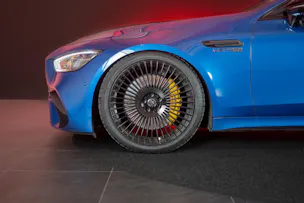 MERCEDES-BENZ AMG GT 63 S 4matic+ / 21" Aversus / Sportsitze / Burmester