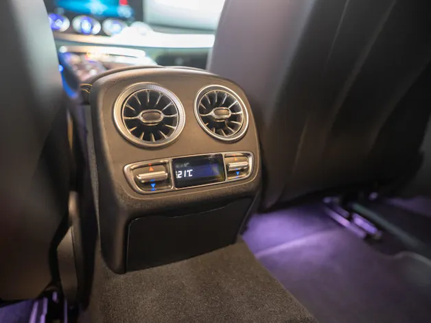 MERCEDES-BENZ AMG GT 63 S 4matic+ / 21" Aversus / Sportsitze / Burmester