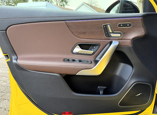 MERCEDES-BENZ A 45 S AMG 4Matic+ Speedshift