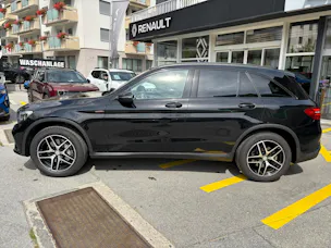 MERCEDES-BENZ GLC 250 d AMG Line 4Matic