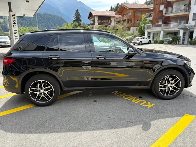 MERCEDES-BENZ GLC 250 d AMG Line 4Matic