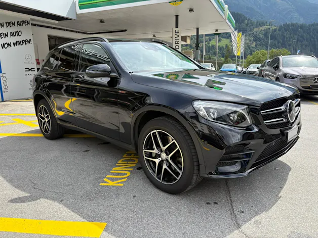 MERCEDES-BENZ GLC 250 d AMG Line 4Matic