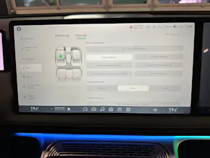 XPENG G9 93kWh Performance AWD lack Edition Premium PHASE 2