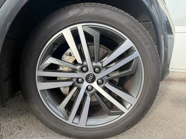 AUDI Q5 45 TFSI S-line quattro S-tronic
