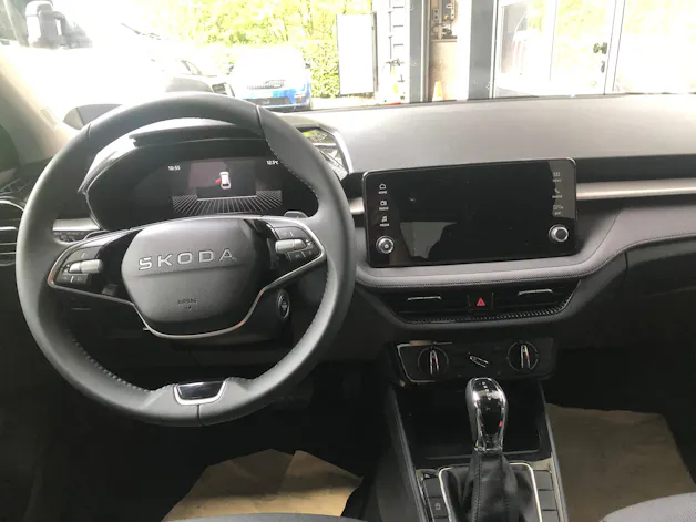 SKODA Fabia 1.0 TSI Selection DSG