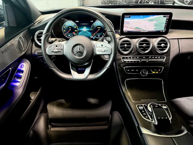 MERCEDES-BENZ C 220 d AMG Line 4Matic 9G-Tronic