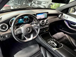 MERCEDES-BENZ C 220 d AMG Line 4Matic 9G-Tronic