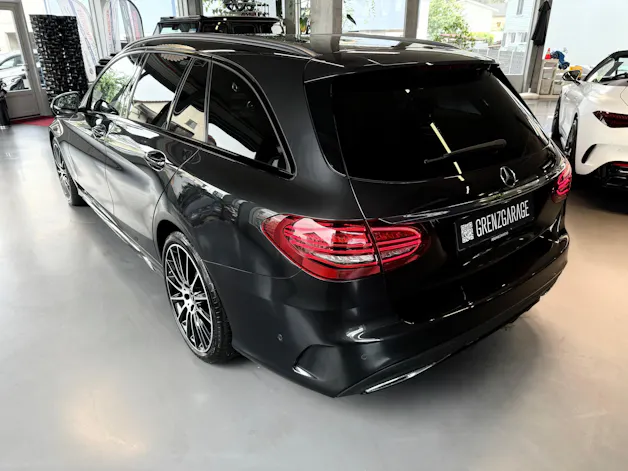 MERCEDES-BENZ C 220 d AMG Line 4Matic 9G-Tronic