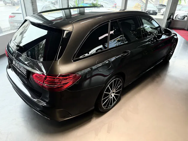 MERCEDES-BENZ C 220 d AMG Line 4Matic 9G-Tronic