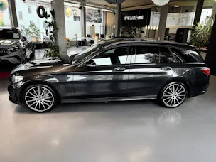MERCEDES-BENZ C 220 d AMG Line 4Matic 9G-Tronic