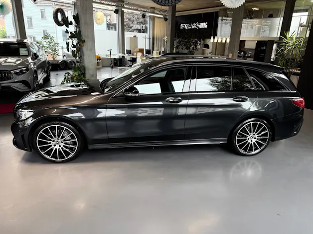 MERCEDES-BENZ C 220 d AMG Line 4Matic 9G-Tronic