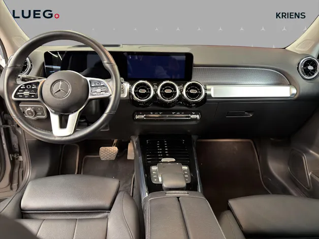 MERCEDES-BENZ GLB 250 4M - Progressive / DISTRONIC / 360 Grad Kamera / Head-Up Display