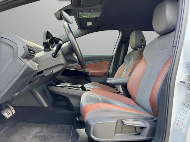 VW ID.4 Pro Performance 77 kWh 1ST