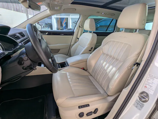 SKODA Superb Combi 2.0 TDi L&K 4x4 DSG