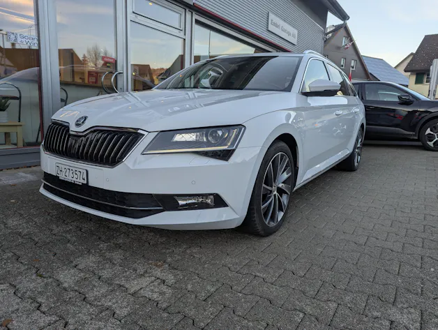 SKODA Superb Combi 2.0 TDi L&K 4x4 DSG